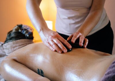 Silvia Rohner - Silvie's Massage Insel - Hot Stone Massage